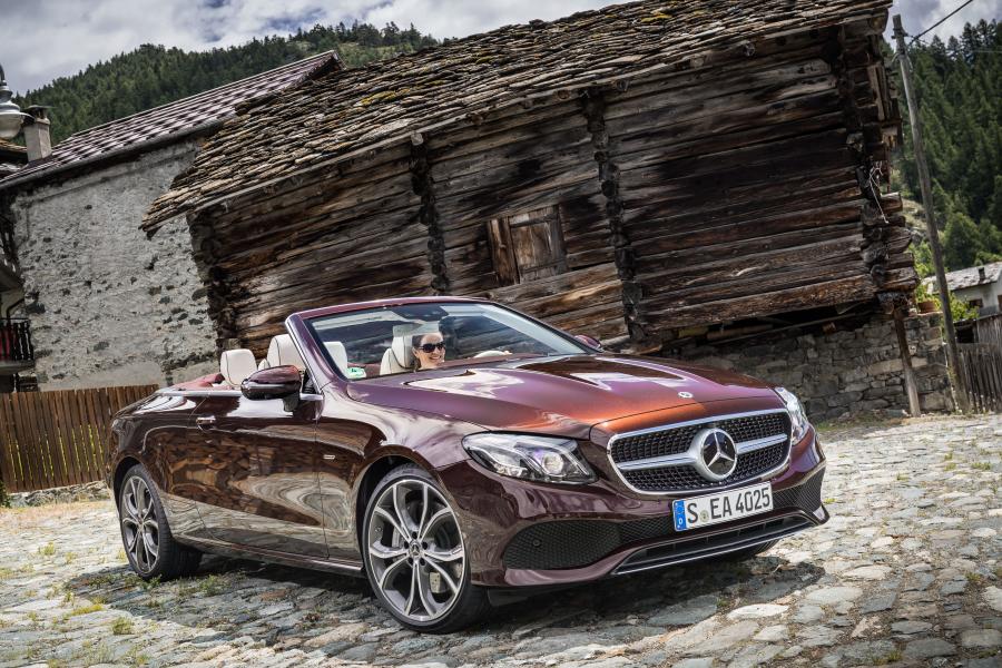  Mercedes-Benz E400 Cabriolet 25th Anniversary 2017 года  (WW) (фото 36 из 44)